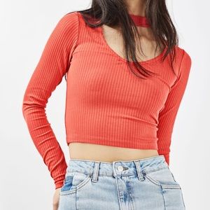 Long sleeve choker shirt